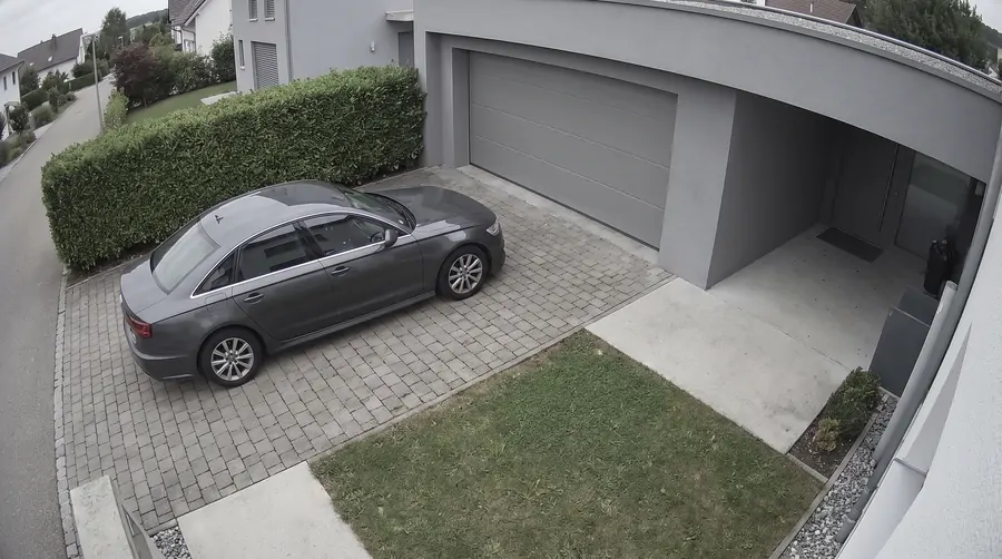 Camera: driveway to the house